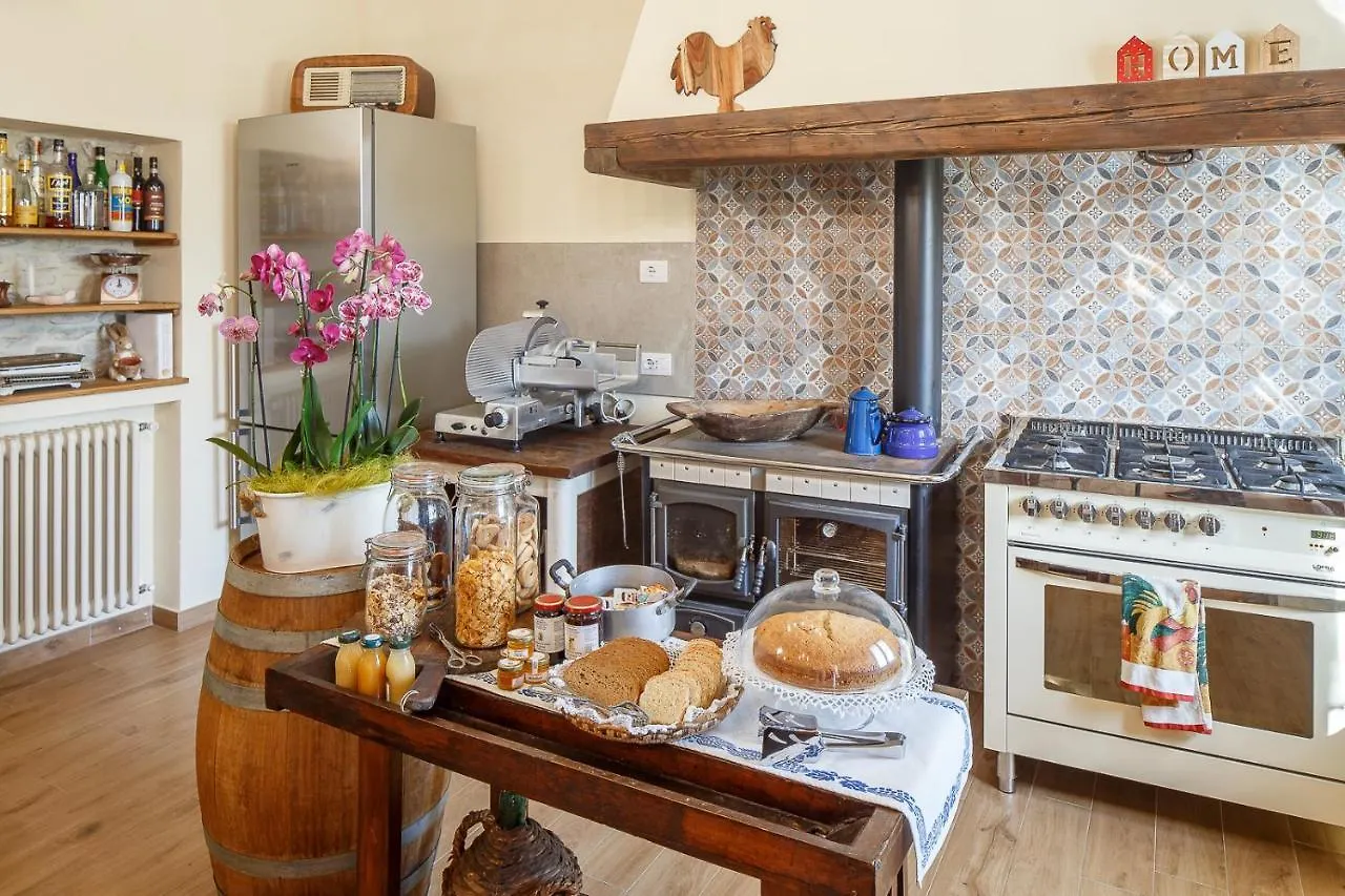 Il Pettirosso Bed and Breakfast SantʼArcangelo di Romagna 0*,  Italië